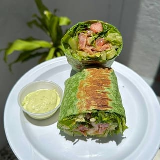 Ahi Tuna Salad (raw tuna)